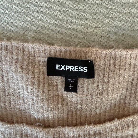 Express sweater - Picture 2 of 2